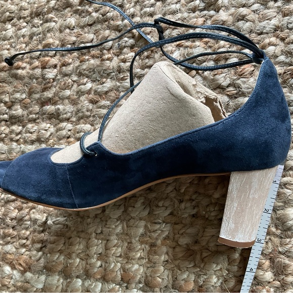 Talbots genuine leather suede peep toe block heel, 7 1/2M - Picture 3 of 7